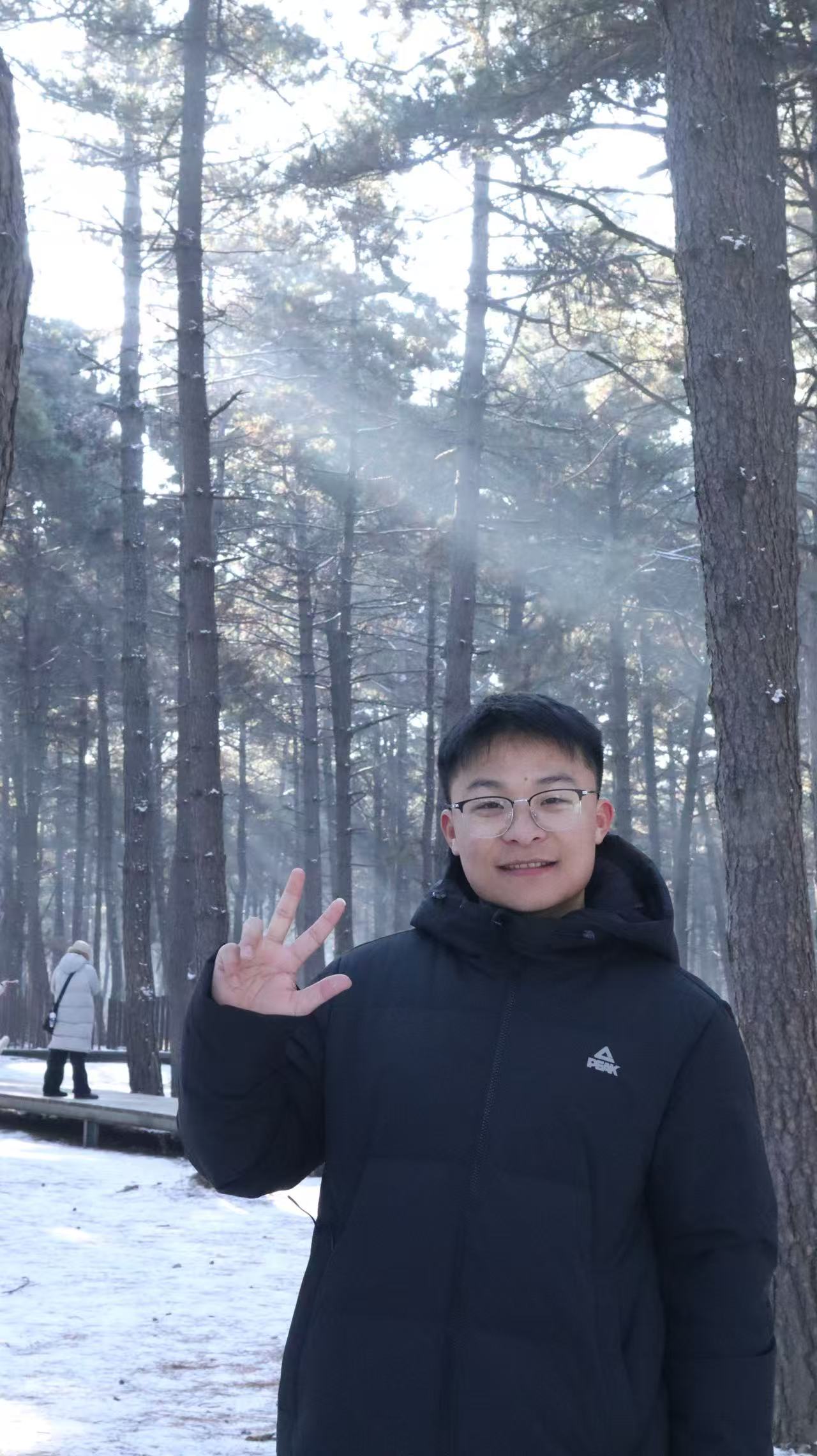 龙少帅 分团委书记